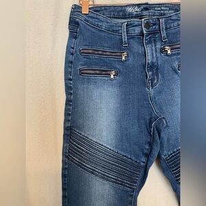 Blue Denim Moto Jeans with Zipper Details